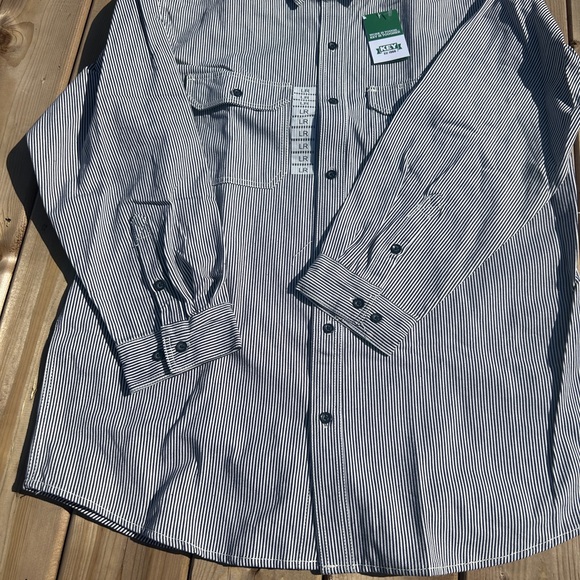 Men's Black Striped Shirt - Picture 2 of 2